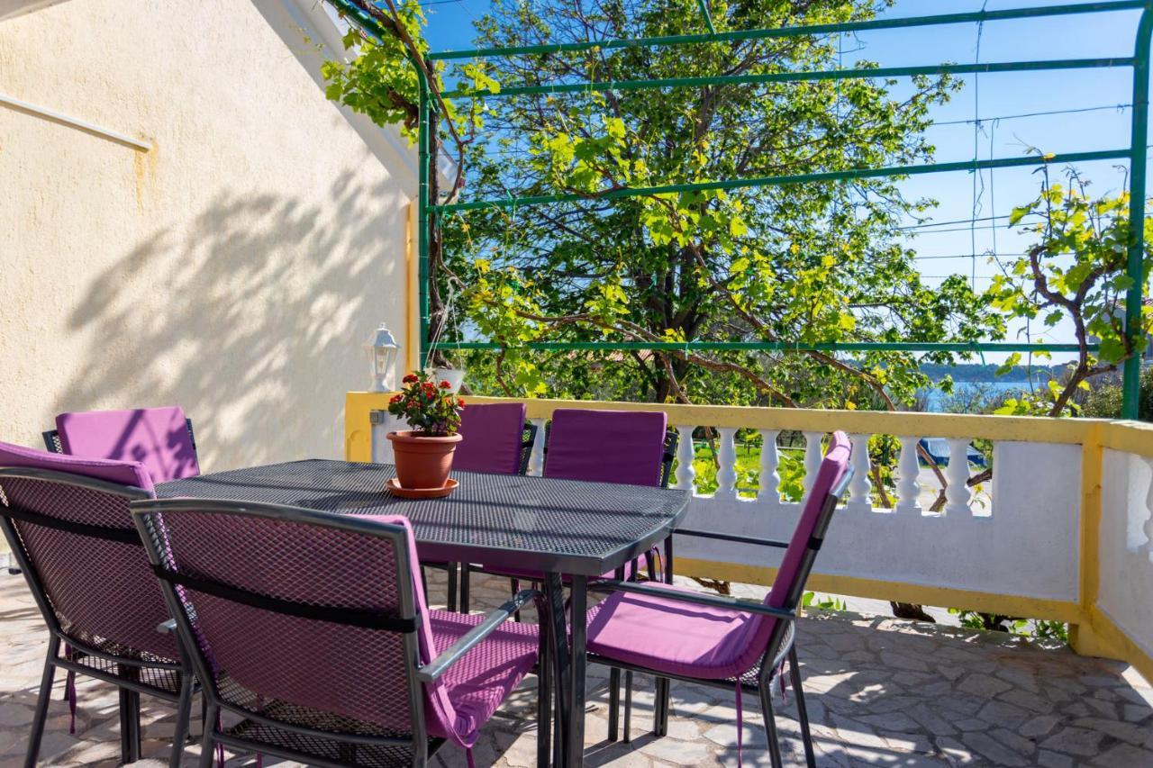 Apartmani Bozica Barbat na Rabu Eksteriør bilde